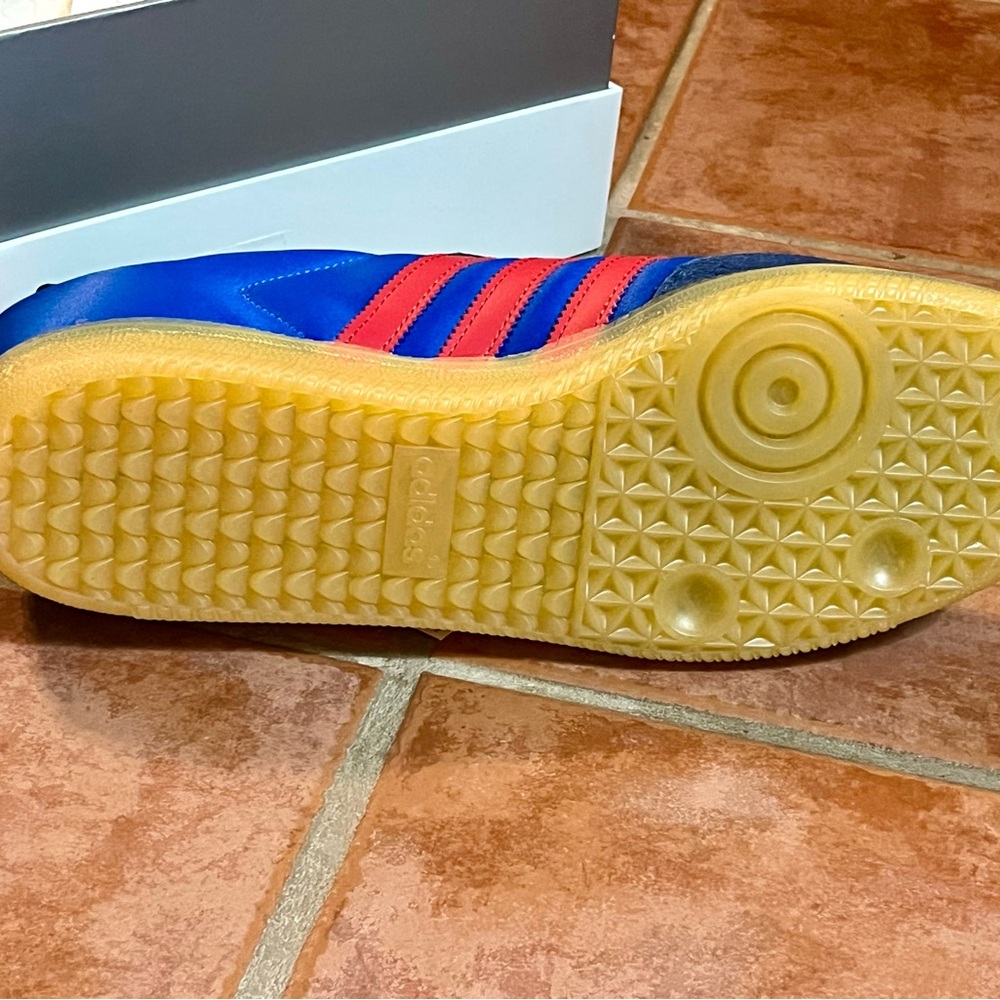 Adidas Samba x sneaker politics Blue and Red Sneakers with Gum Sole 12 - Picture 8 of 13